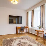 Hotel Lh Medinek Old Town 3*