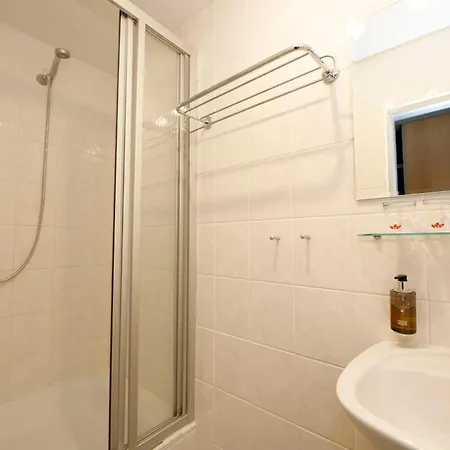 Lh Hotel Medinek Old Town