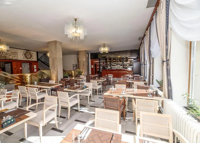 Lh Medinek Old Town 3*