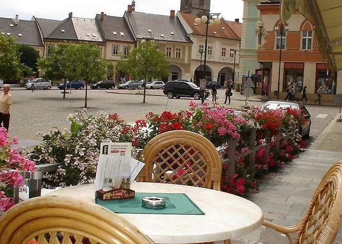 Lh Medinek Old Town קונטה הורה